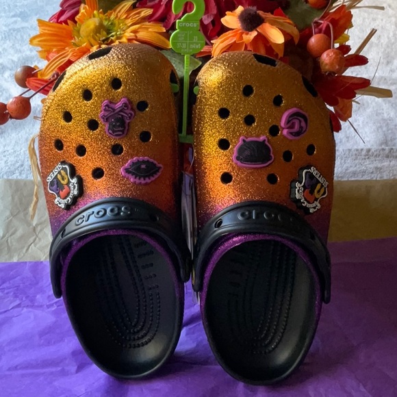 🧙‍♀️🎃🧙‍♀️ DISNEY HOCUS POCUS CROCS 🧙‍♀️🎃🧙‍♀️NWT 🧙‍♀️🎃🧙‍♀️ - Picture 7 of 16